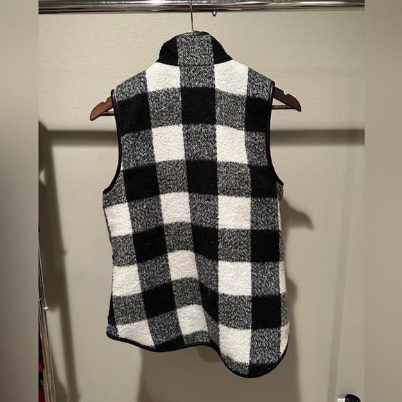 BKE fur lined vest - Picture 3 of 3